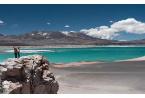 Lagunas y Seismiles de Atacama